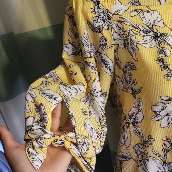 Iris off shoulder top - Picture 2 of 6